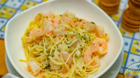 Pasta con gambas Pasta con gambas