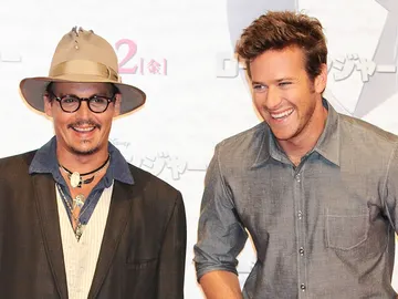 Johnny Depp y Armie Hammer durante la promoción de El llanero solitario Johnny Depp y Armie Hammer durante la promoción de El llanero solitario