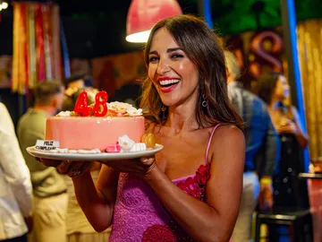 Paula Echevarría celebrando su 48 cumpleaños Paula Echevarría celebrando su 48 cumpleaños