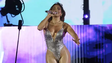 Jennifer Lopez durante su concierto en Estambul Jennifer Lopez durante su concierto en Estambul