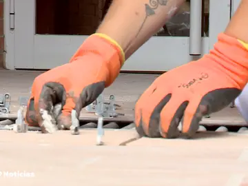 Aumenta el número de mujeres albañiles en España: "Estamos encantadas" Aumenta el número de mujeres albañiles en España: "Estamos encantadas"