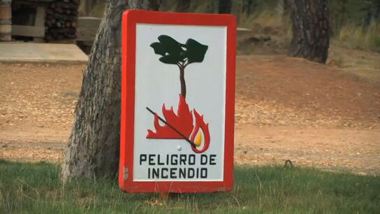 &iquest;C&oacute;mo proteger ti casa del fuego forestal?
