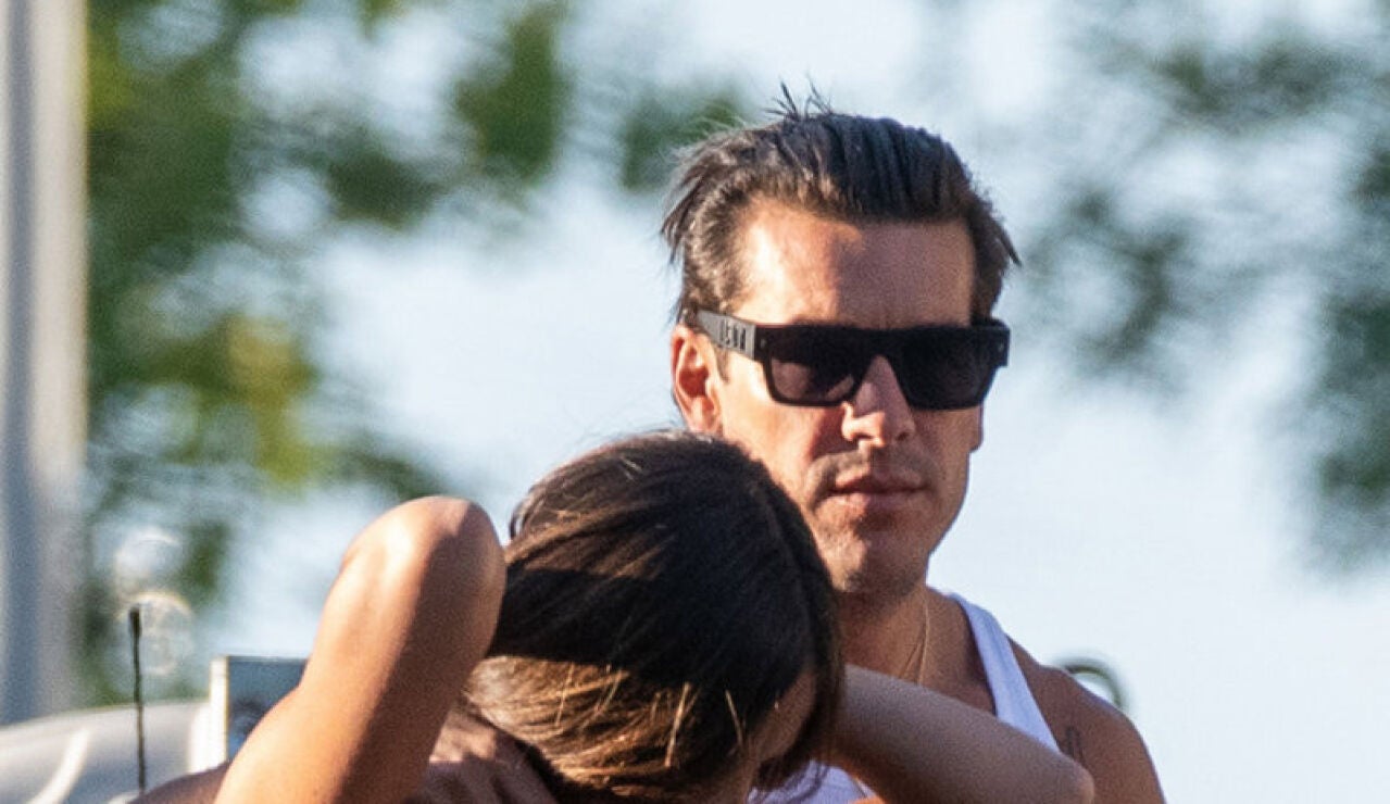 Mario Casas y Melyssa Pinto