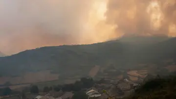 Aldea de Requeixo, en Chandrexa de Queixa (Ourense) Aldea de Requeixo, en Chandrexa de Queixa (Ourense)