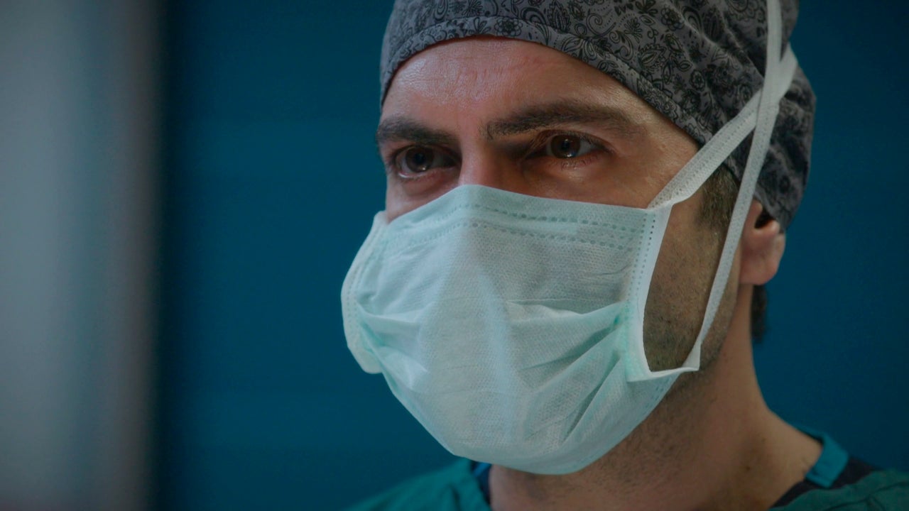 Uras se vuelve contra Bahar y Evren contraataca con una lección que no olvidará esta noche en Renacer Uras se vuelve contra Bahar y Evren contraataca con una lección que no olvidará esta noche en Renacer