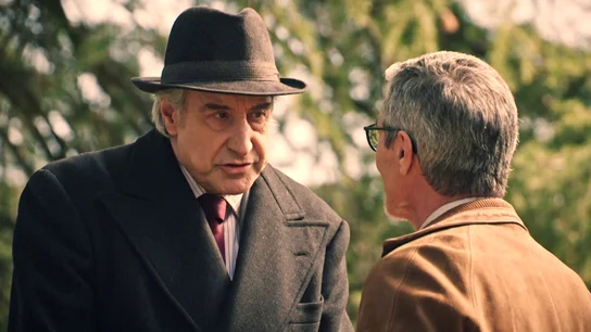 Don Pedro amenaza a José, el padre biológico de Cristina, ¡le exige que se marche de la su vida para siempre! Don Pedro amenaza a José, el padre biológico de Cristina, ¡le exige que se marche de la su vida para siempre!