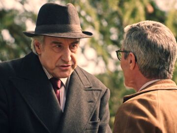 Don Pedro amenaza a Jos&eacute;, el padre biol&oacute;gico de Cristina, &iexcl;le exige que se marche de la su vida para siempre!