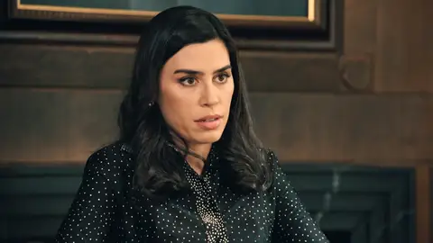 María anuncia a Damián y a Andrés que renuncia a gestionar el patrimonio de Julia María anuncia a Damián y a Andrés que renuncia a gestionar el patrimonio de Julia