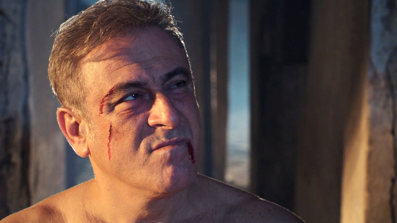 Halis se venga de Şehmuz tras humillar a los Korhan Halis se venga de Şehmuz tras humillar a los Korhan