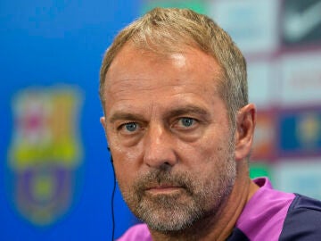 Hansi Flick durante la rueda de prensa