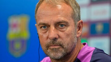 Hansi Flick durante la rueda de prensa