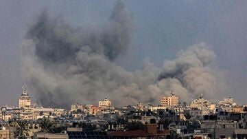 Al menos siete palestinos muertos tras un bombardeo israelí en la ciudad de Gaza antes de su evacuación