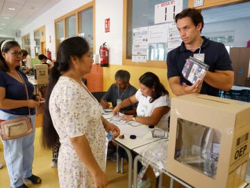 Votaciones de bolivianos en Madrid en las elecciones generales. 