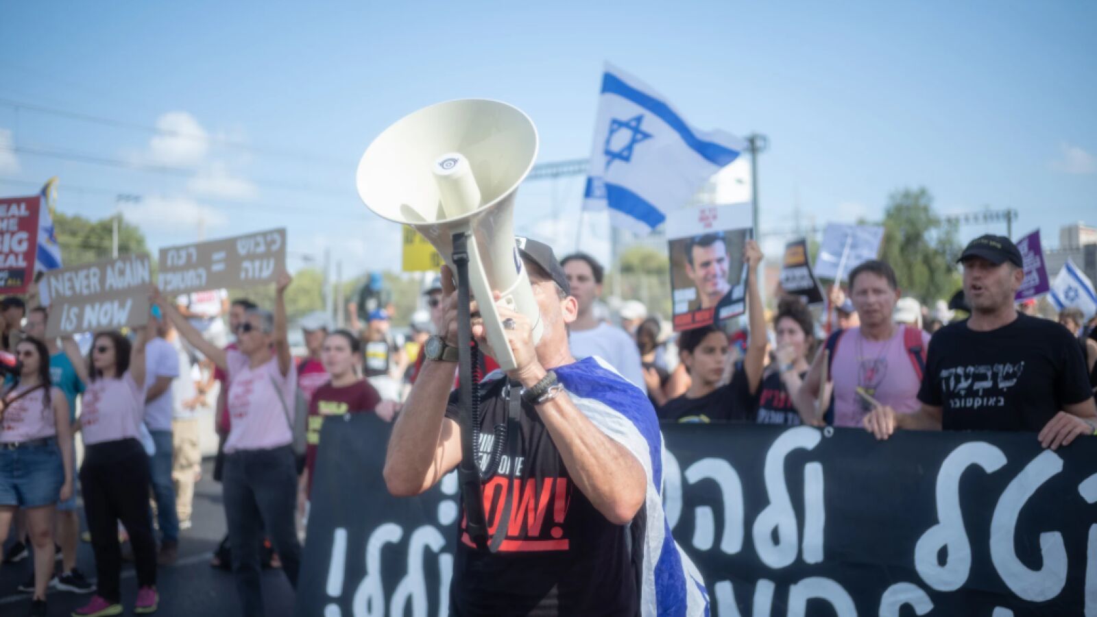 Israel se paraliza en una protesta por la liberación de los rehenes en Gaza