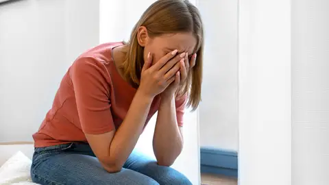 Mujer agotada Mujer agotada