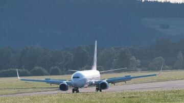 Avión aterrizando