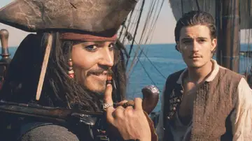Johnny Depp y Orlando Bloom en Piratas del Caribe Johnny Depp y Orlando Bloom en Piratas del Caribe