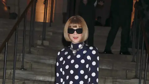 Anna Wintour, con vestido de lunares Anna Wintour, con vestido de lunares