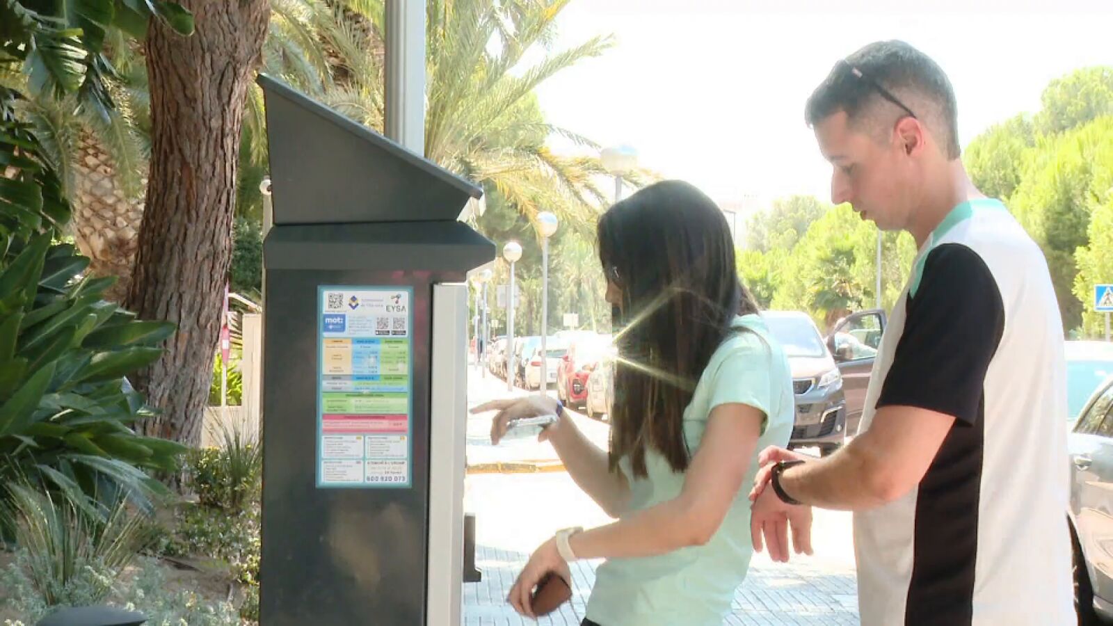 La trampa utilizada por los turistas en Toledo: aparcar en zona SER varios días y pagar la multa