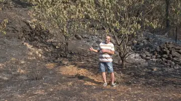 Fernando Barbero: sus cerezos actuaron de cortafuegos en Gargantilla Fernando Barbero: sus cerezos actuaron de cortafuegos en Gargantilla