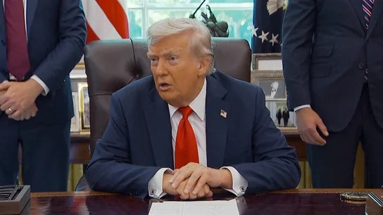 Trump defiende sus políticas aplicadas en las calles de Washington Trump defiende sus políticas aplicadas en las calles de Washington