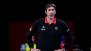 El seleccionador alem&aacute;n &Aacute;lex Mumbr&uacute;