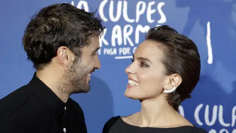 Verónica Echegui y Álex García en la estrena de la película No culpes al Karma de lo que te pasa por gilipollas Verónica Echegui y Álex García en la estrena de la película No culpes al Karma de lo que te pasa por gilipollas
