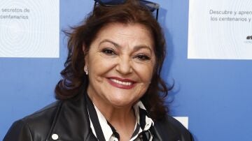 Esta tarde en YAS Verano, recibimos la visita de Charo y Lola Reina para celebrar el centenario del nacimiento de su madre Juanita