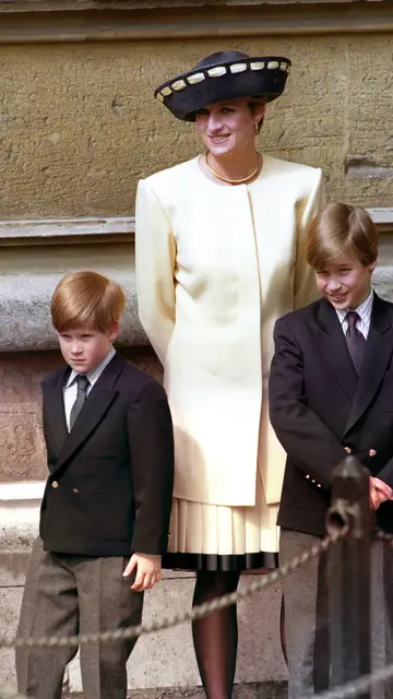 Lady Di con sus hijos, William y Harry Lady Di con sus hijos, William y Harry