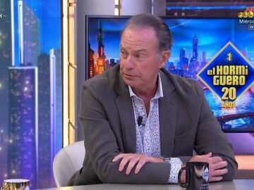 Bertín Osborne habla sin pelos en la lengua sobre la polémica con su hijo: "A mí me la sopla"