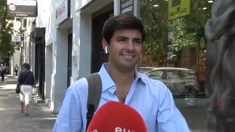 Juan Urquijo grabado por la prensa Juan Urquijo grabado por la prensa