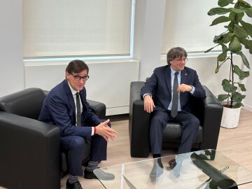 Carles Puigdemont se reúne con Salvador Illa en Bruselas