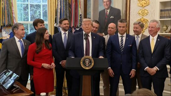 Donald Trump en el Despacho Oval