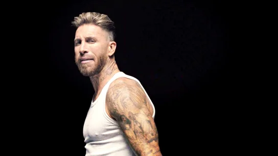 Sergio Ramos en el videoclip de su canción 'Cibeles' Antena 3
