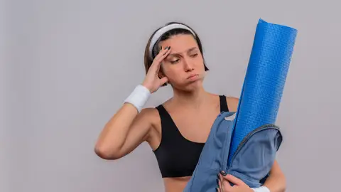 Mujer vestida para hacer deporte Mujer vestida para hacer deporte
