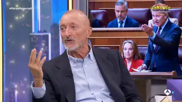 Pérez-Reverte se sincera: "Yo tengo una deuda personal con Feijóo, creo que sería mejor presidente del Gobierno que líder de la oposición" Pérez-Reverte se sincera: "Yo tengo una deuda personal con Feijóo, creo que sería mejor presidente del Gobierno que líder de la oposición"