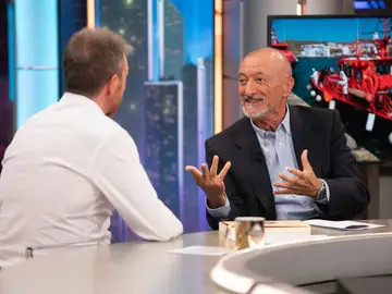 Arturo Pérez-Reverte, sobre el Islam: "No es compatible con la democracia, Europa tenía que haber puesto sus reglas" Arturo Pérez-Reverte, sobre el Islam: "No es compatible con la democracia, Europa tenía que haber puesto sus reglas"