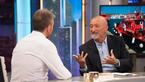 Arturo Pérez-Reverte, sobre el Islam: "No es compatible con la democracia, Europa tenía que haber puesto sus reglas" Arturo Pérez-Reverte, sobre el Islam: "No es compatible con la democracia, Europa tenía que haber puesto sus reglas"