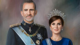 As&iacute; es el primer retrato de Felipe VI y la reina Letizia juntos de gala 