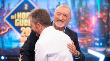 El alegato de Pérez-Reverte a favor de la educación: "Un libro es un arma defensiva"