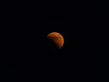 Imagen de archivo de una luna de sangre. Imagen de archivo de una luna de sangre.