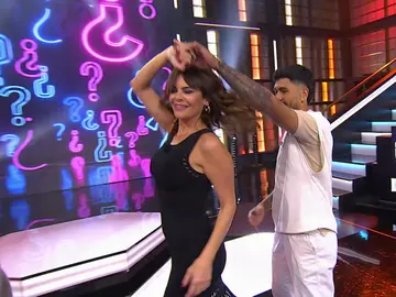 El baile más sensual de María José Suárez en Emparejados El baile más sensual de María José Suárez en Emparejados