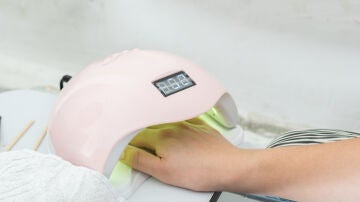 Manicura semipermanente
