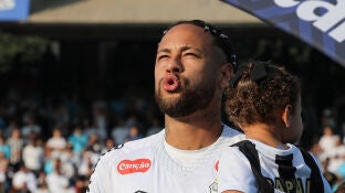 Neymar en un partido con el Santos