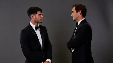 Carlos Alcaraz y Roger Federer en la Laver Cup 2024 Carlos Alcaraz y Roger Federer en la Laver Cup 2024
