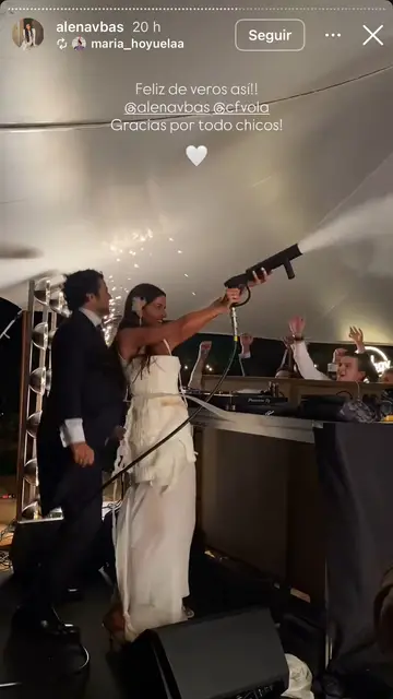 Ale Navarro y su marido en su boda Ale Navarro y su marido en su boda