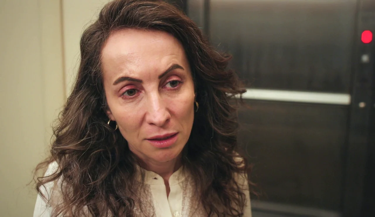 Esme desmonta a Zerrin: el valor de una mujer no está en el dinero ni en las joyas