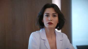 Timur vuelve a recibir un duro golpe: es destituido como médico jefe tras la traición de Rengin
