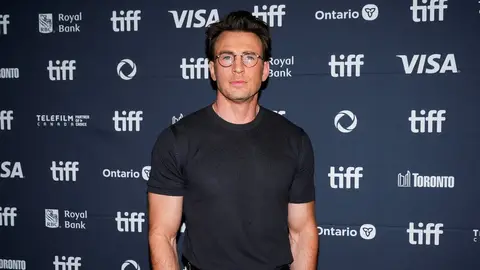 Chris Evans en el estreno de "Sacrifice" en el Festival Internacional de Cine de Toronto Chris Evans en el estreno de "Sacrifice" en el Festival Internacional de Cine de Toronto