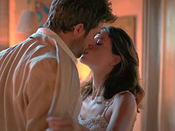 La noche de bodas m&aacute;s rom&aacute;ntica: C&eacute;sar prepara una sorpresa muy especial a Amanda para celebrar su matrimonio